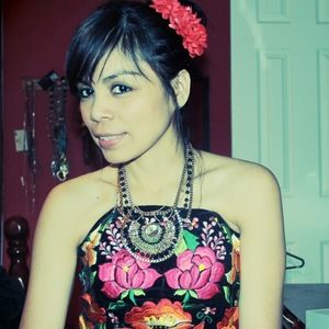 Meet your Posher, Rebeca